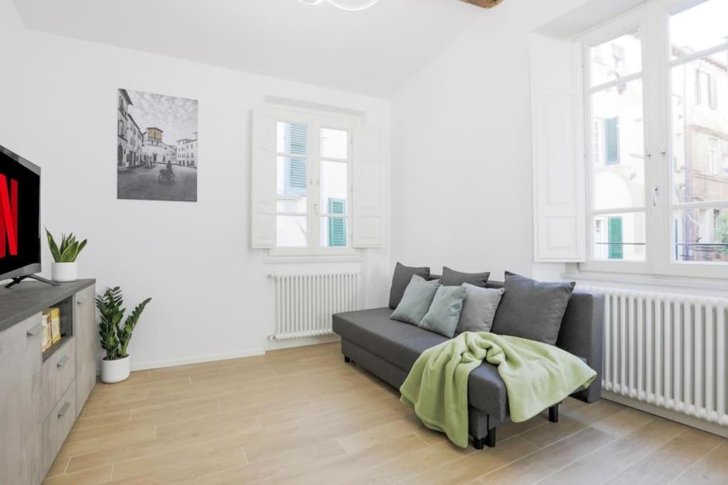 *New Attic*-Lucca Citycenter-Balcony-Netflix Экстерьер фото